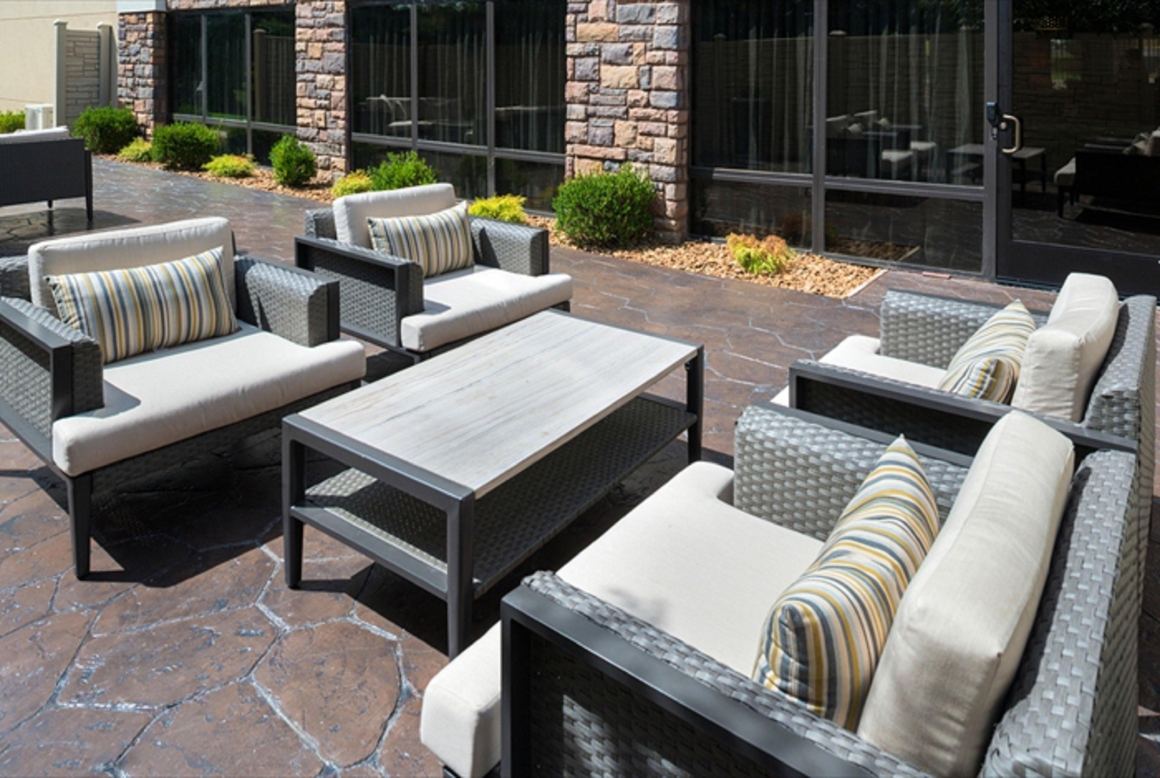 Express & Southeast - Antioch By Ihg Hotel