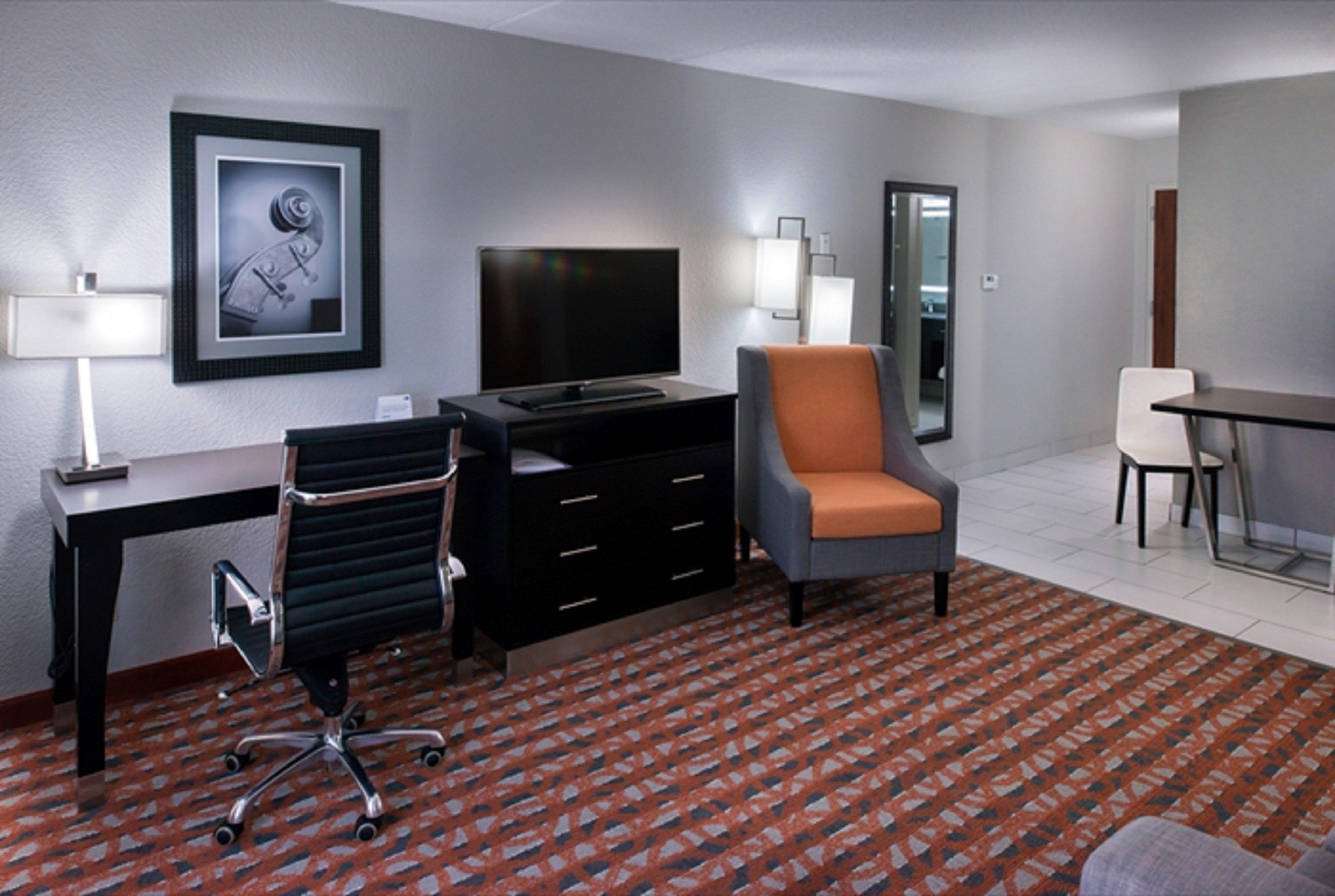Express & Southeast - Antioch By Ihg Hotel Nashville