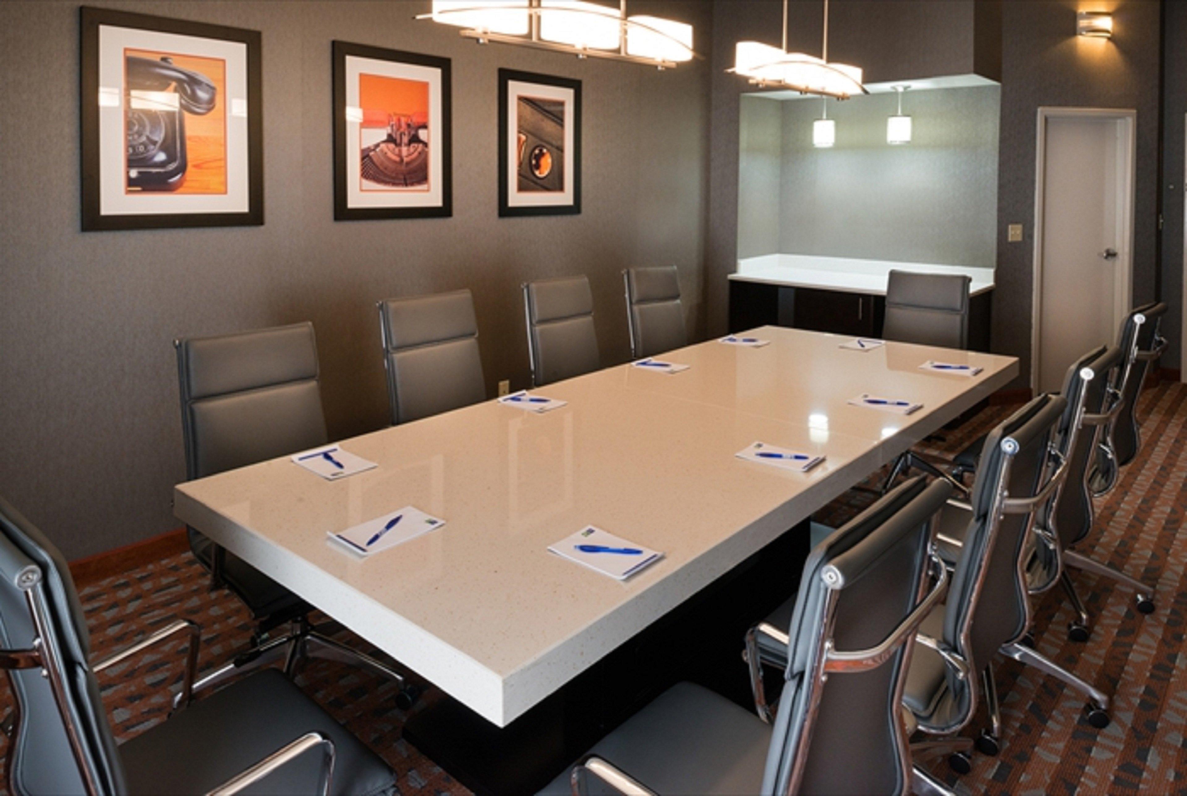 Hotel Express & Southeast - Antioch By Ihg 3*