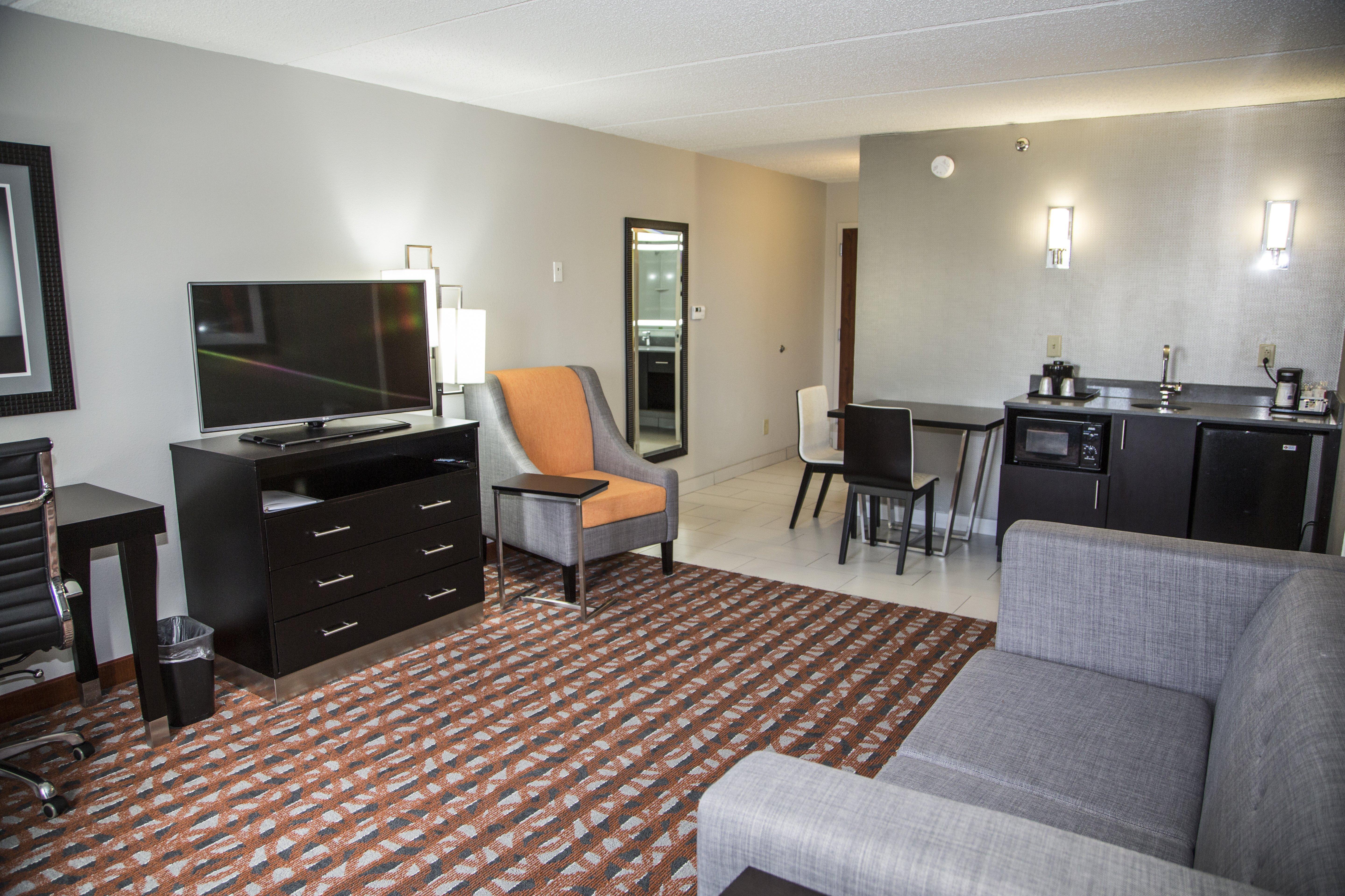 Express & Southeast - Antioch By Ihg 3*