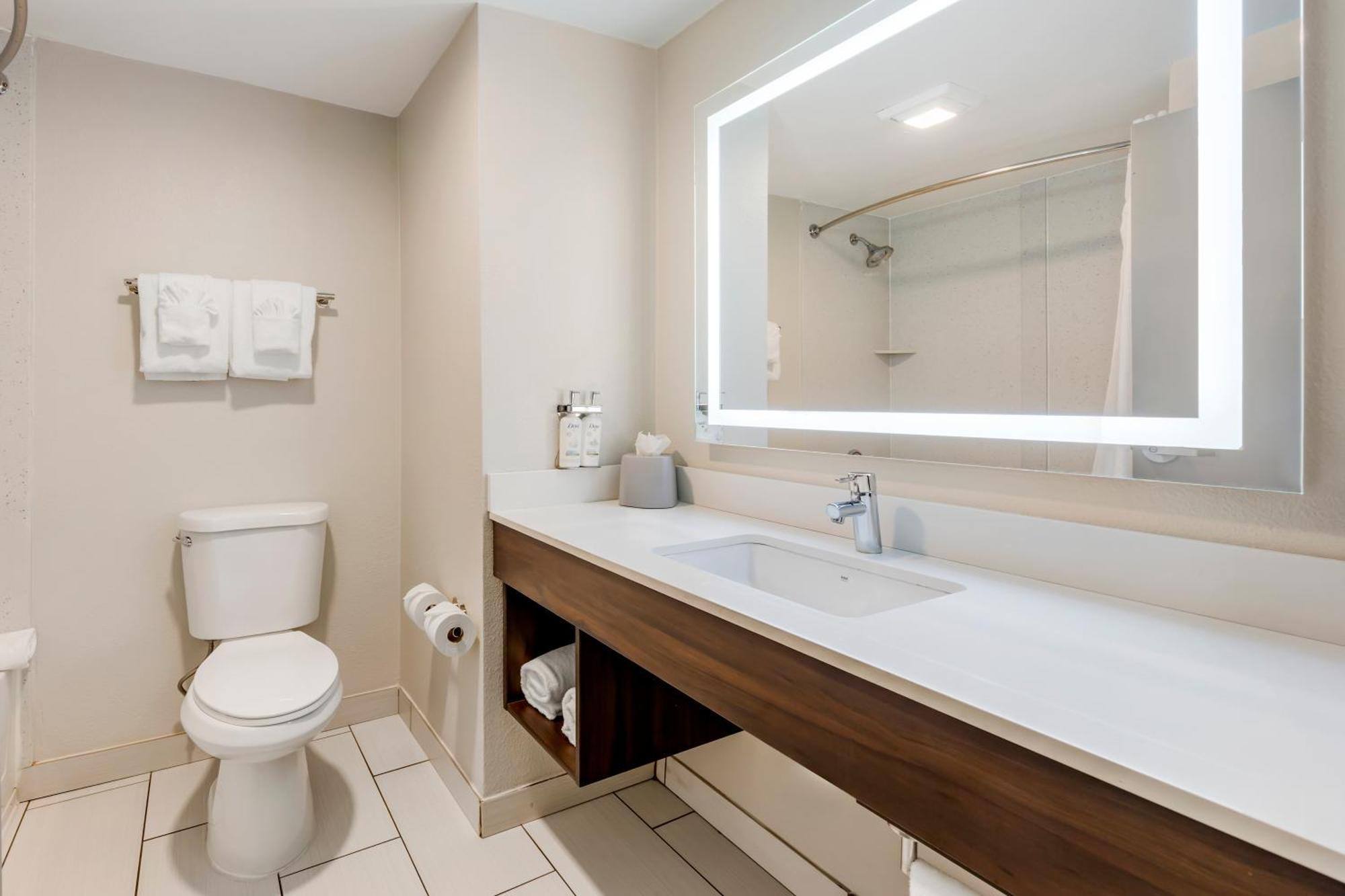Hotel Express & Southeast - Antioch By Ihg