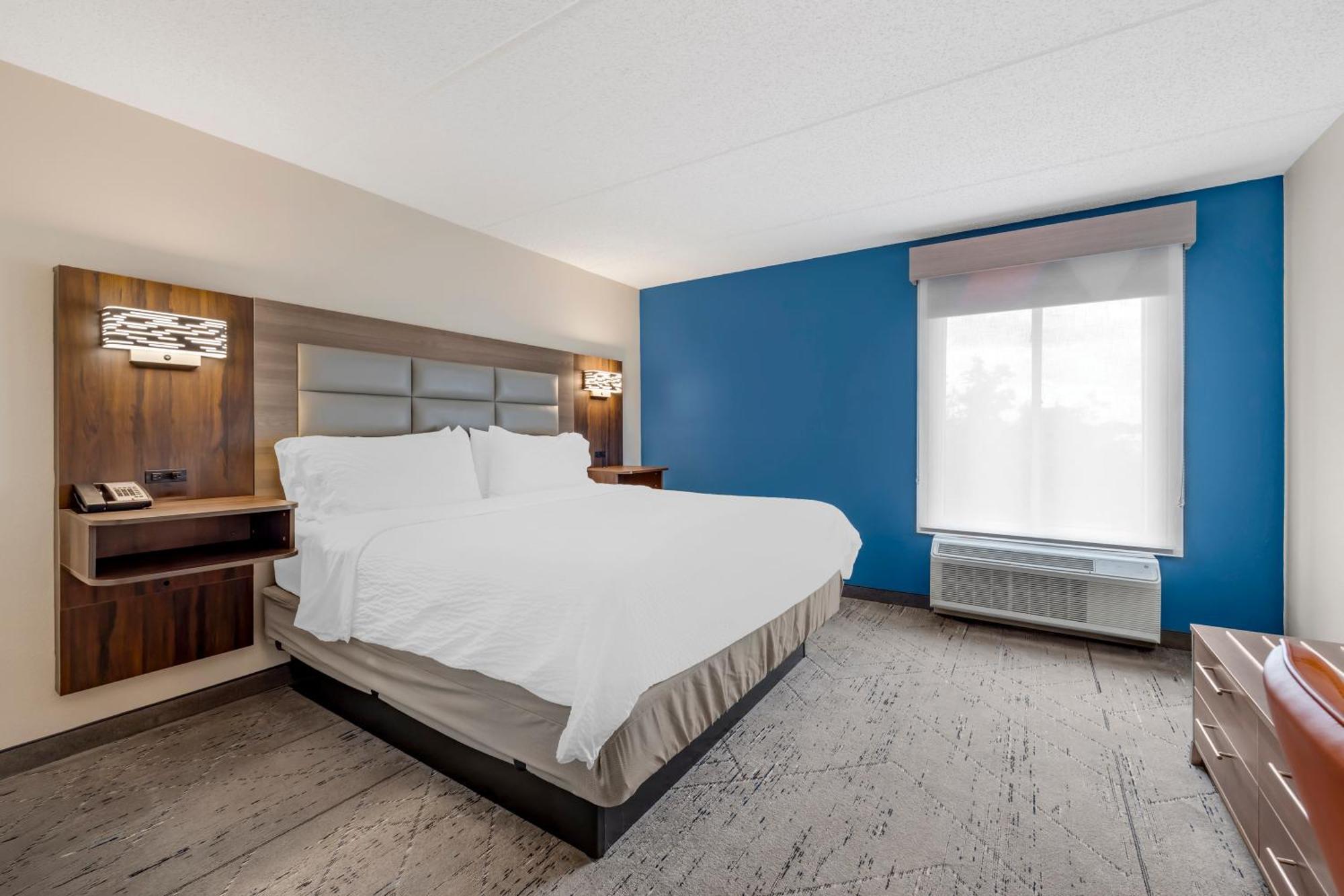 Hotel Express & Southeast - Antioch By Ihg 3*