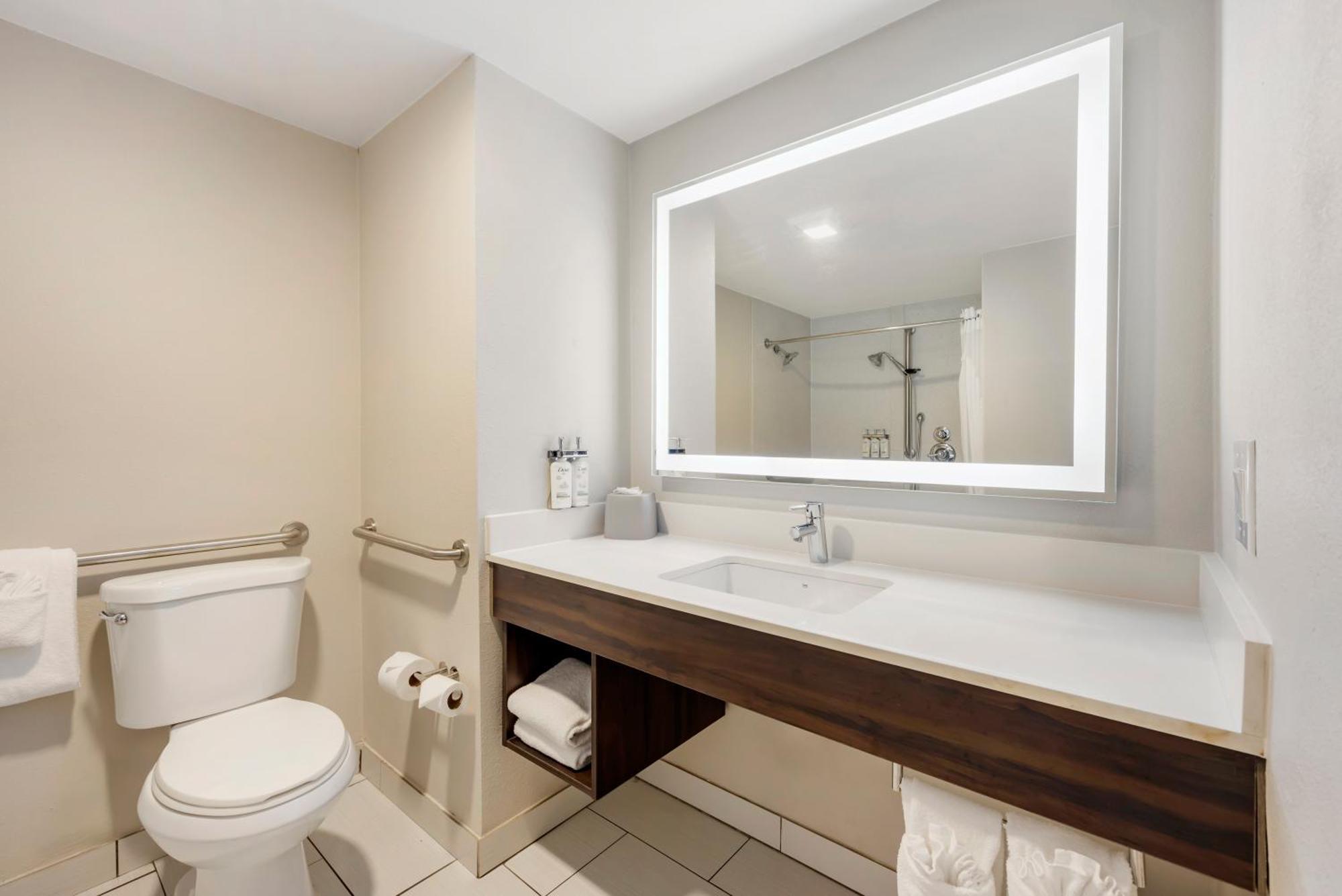 Hotel Express & Southeast - Antioch By Ihg